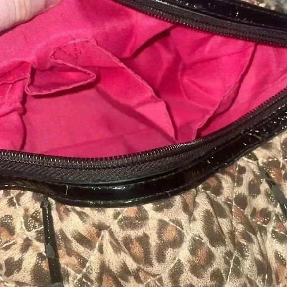 Steve Madden Cosmetic Bag - Picture 5 of 5